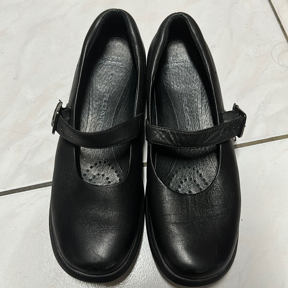 Hush Puppies Mary Jane Shoes Float FX Size 8.5M